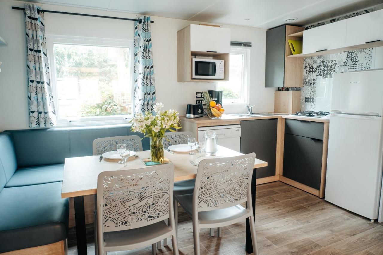 Mobil Home Xxl 4 Chambres - Camping La Pointe De Роскоф Экстерьер фото